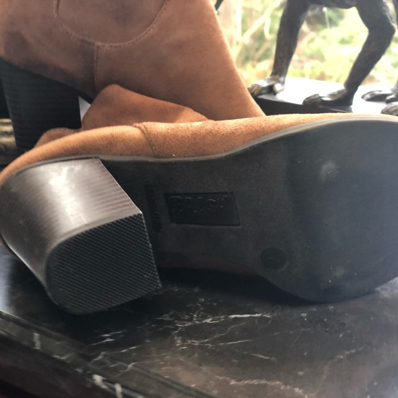 BRASH Booties with Zipper - Picture 4 of 7